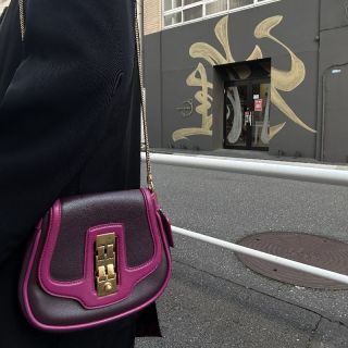 LOUIS VUITTON Trapecio Suhali Shoulder Bag Prune Art Deco Purple Gold Hardware LV Purple Leather Limited Edition Color-Block Crossbody Chain Bag