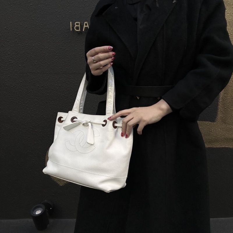 CHANEL White Calfskin Drawstring Tote Shoulder Bag with Dust Bag