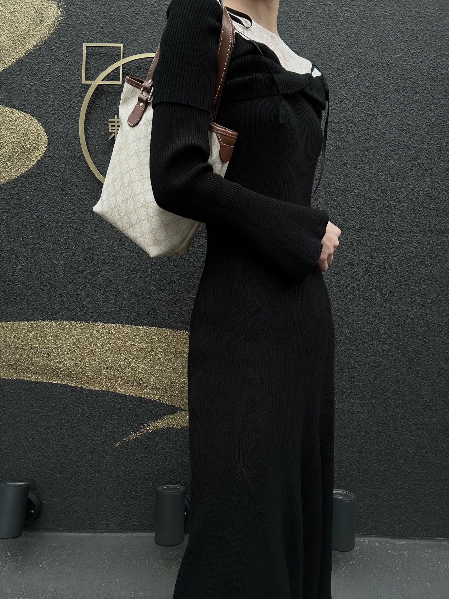 GUCCI GG Canvas Tote Bag Canvas With Leather Trim Beige/Brown Tote Bag Beige With Brown Leather Trim And Gold Hardware