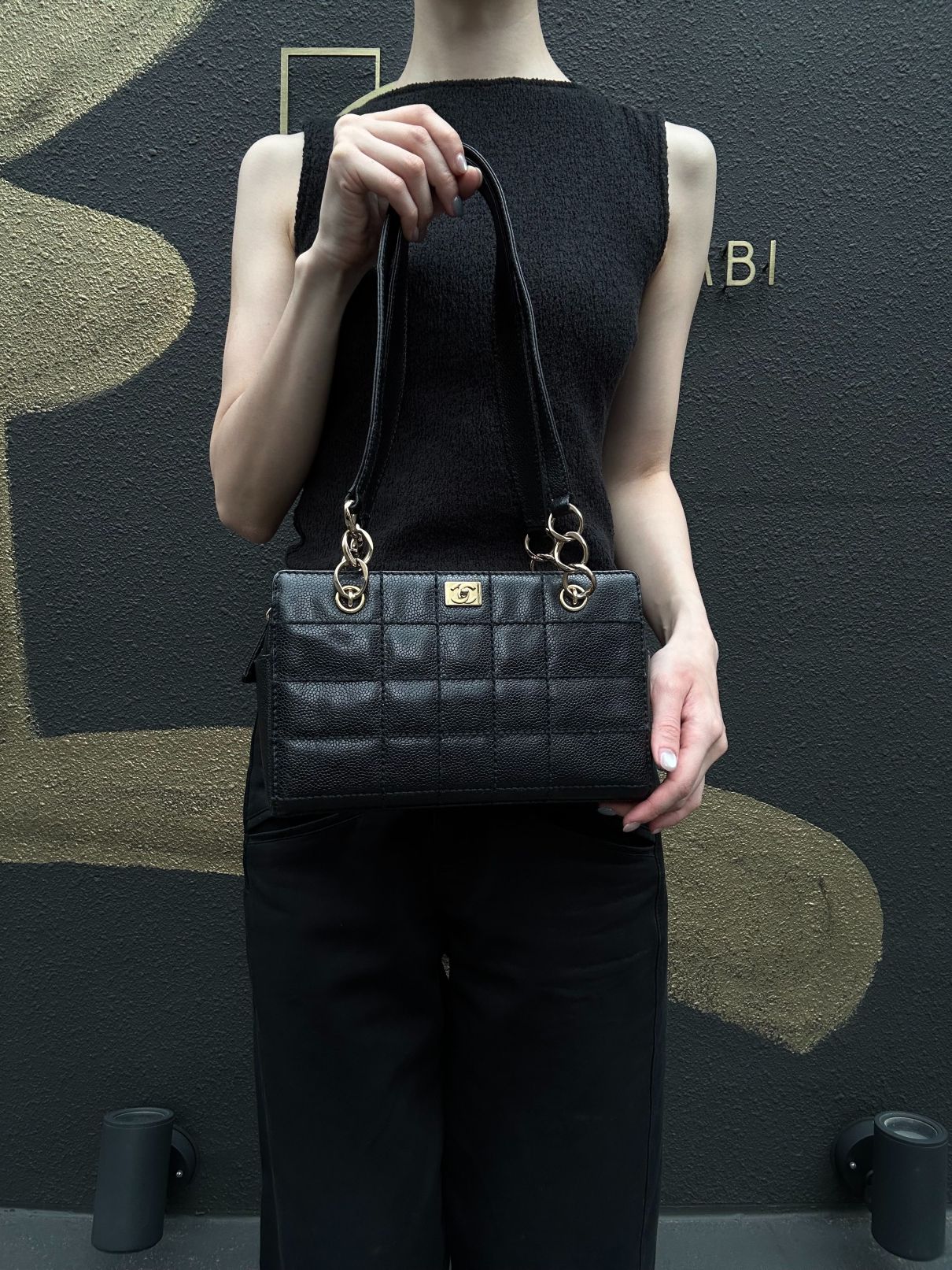 CHANEL Chocolate Bar Caviar Leather Tote Bag Black Gold-Tone Hardware