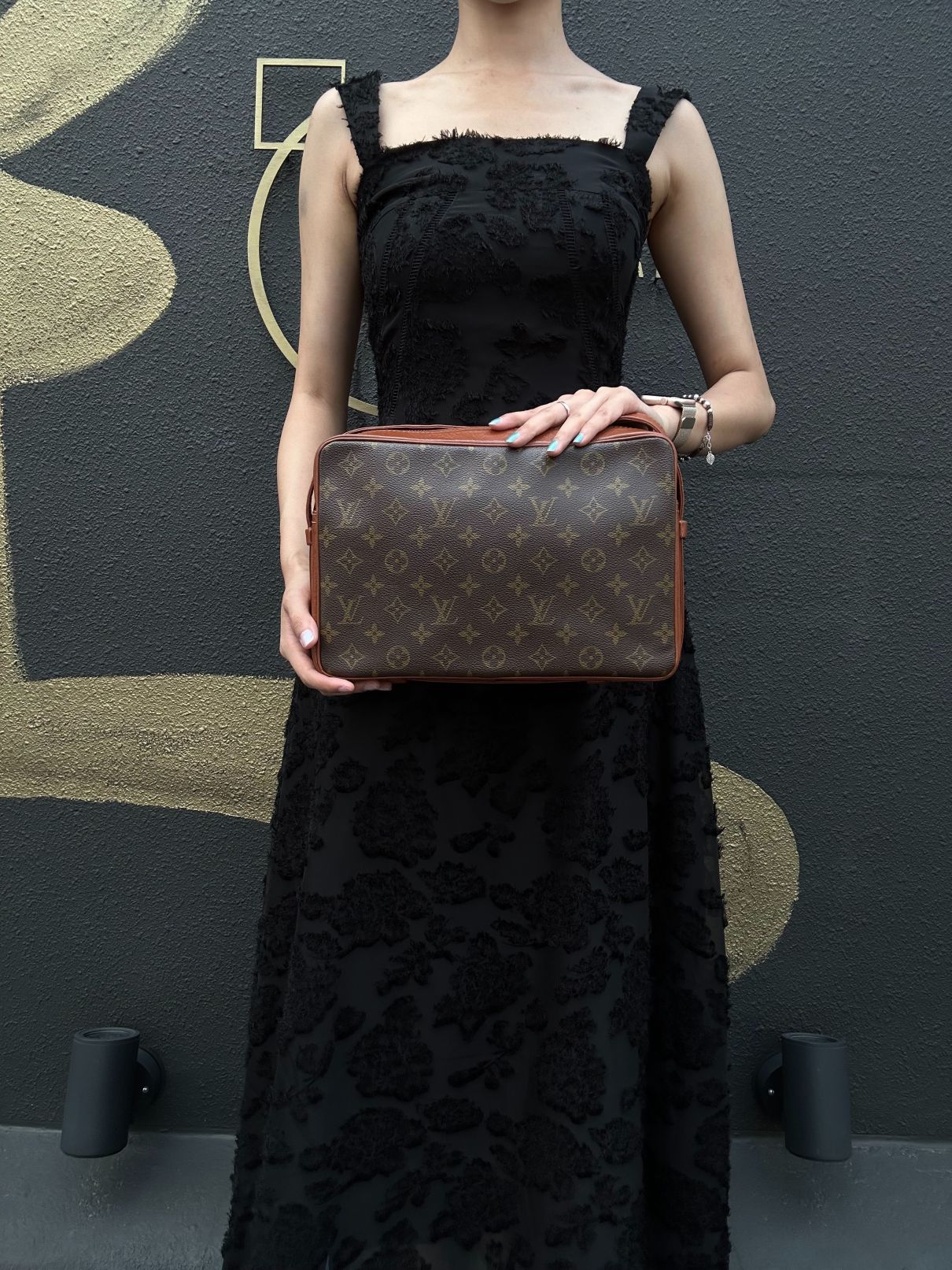LOUIS VUITTON Monogram Sack Bandouliere Shoulder Bag Brown