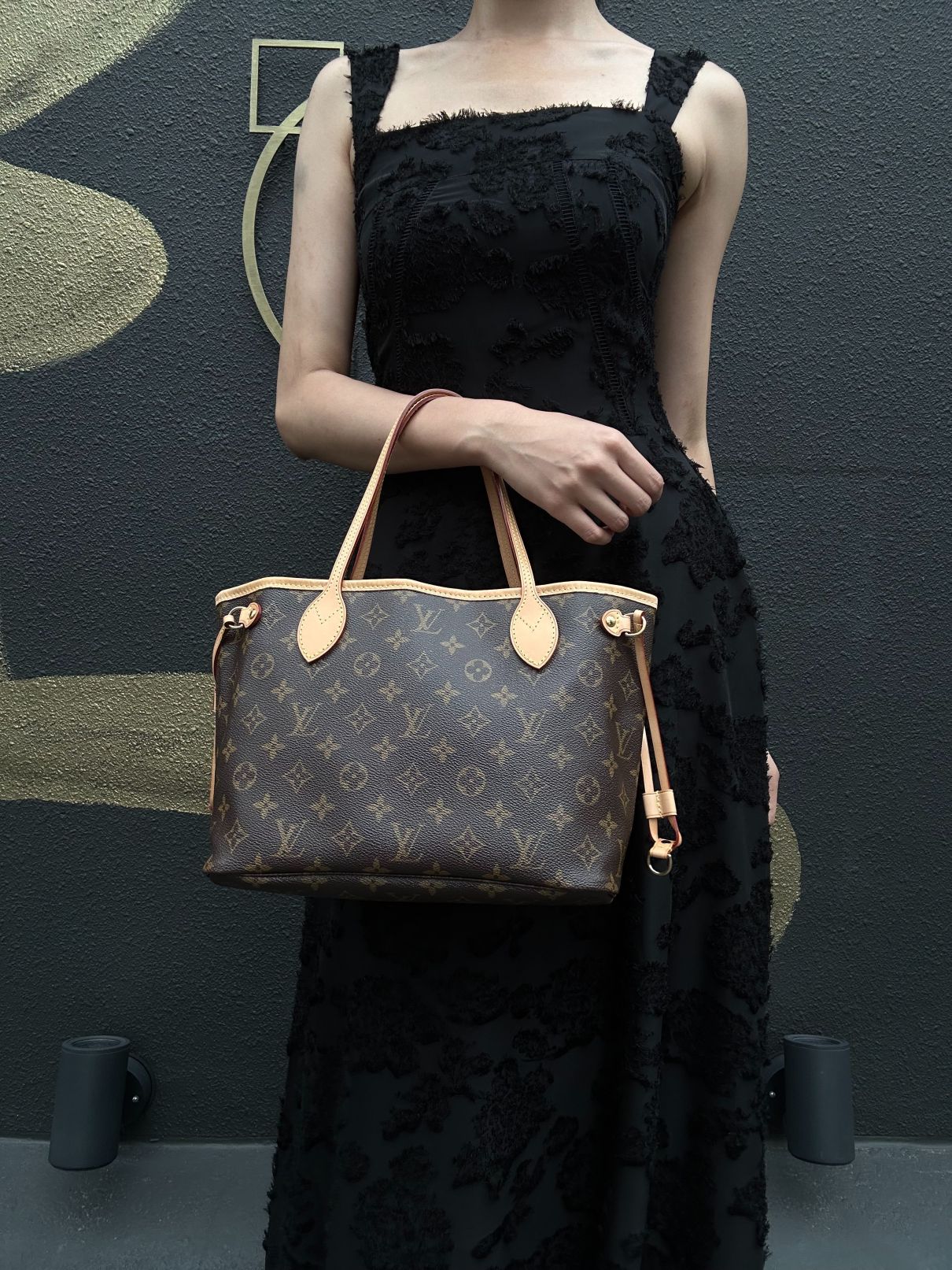 LOUIS VUITTON Monogram Neverfull PM Tote Bag brown Gold Hardware
