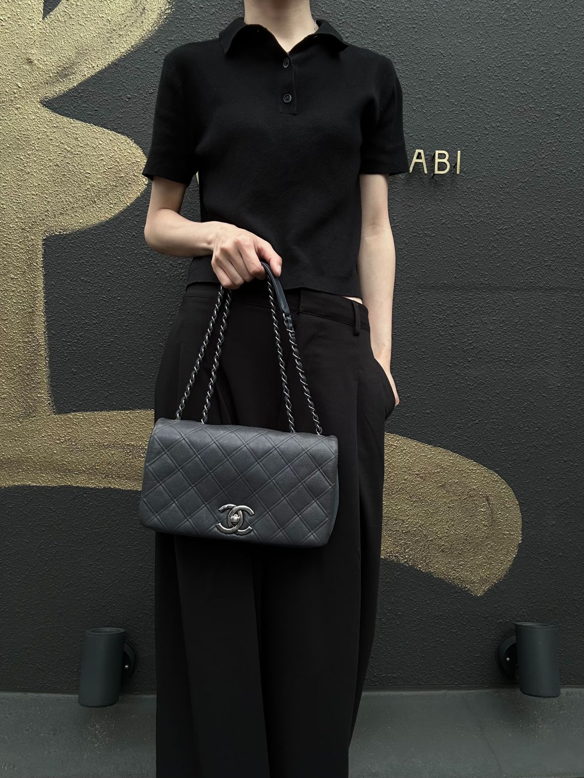 CHANEL Matelassé Calfskin Shoulder Bag Black Gold-Tone Hardware