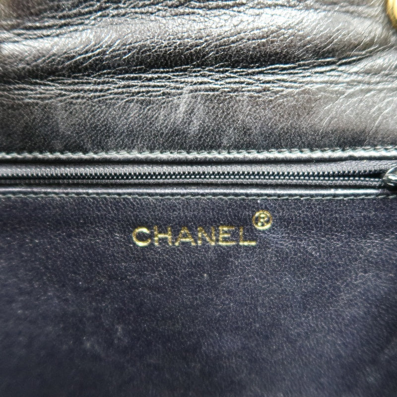 CHANEL Matelasse Lambskin Shoulder Bag Black Gold-Tone Hardware
