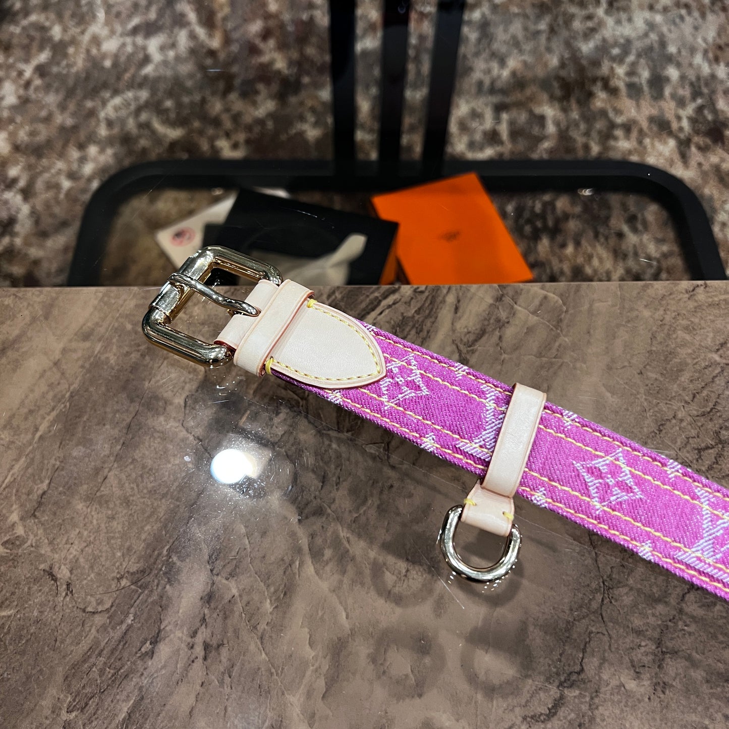 LOUIS VUITTON Monogram Item M6925