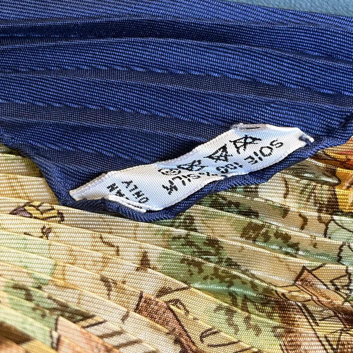 HERMES Carré Plissé Pleated Scarf, Triangle, Navy Tone, With Tag & Box