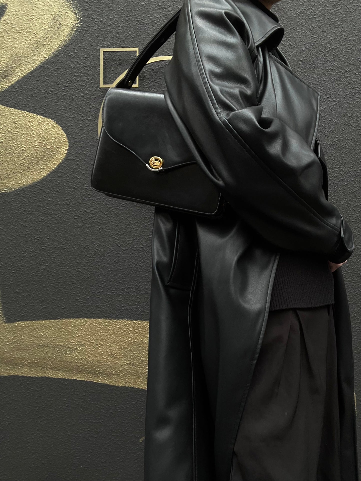 CELINE Shoulder Bag, Leather, Black, Gold‑toned Hardware