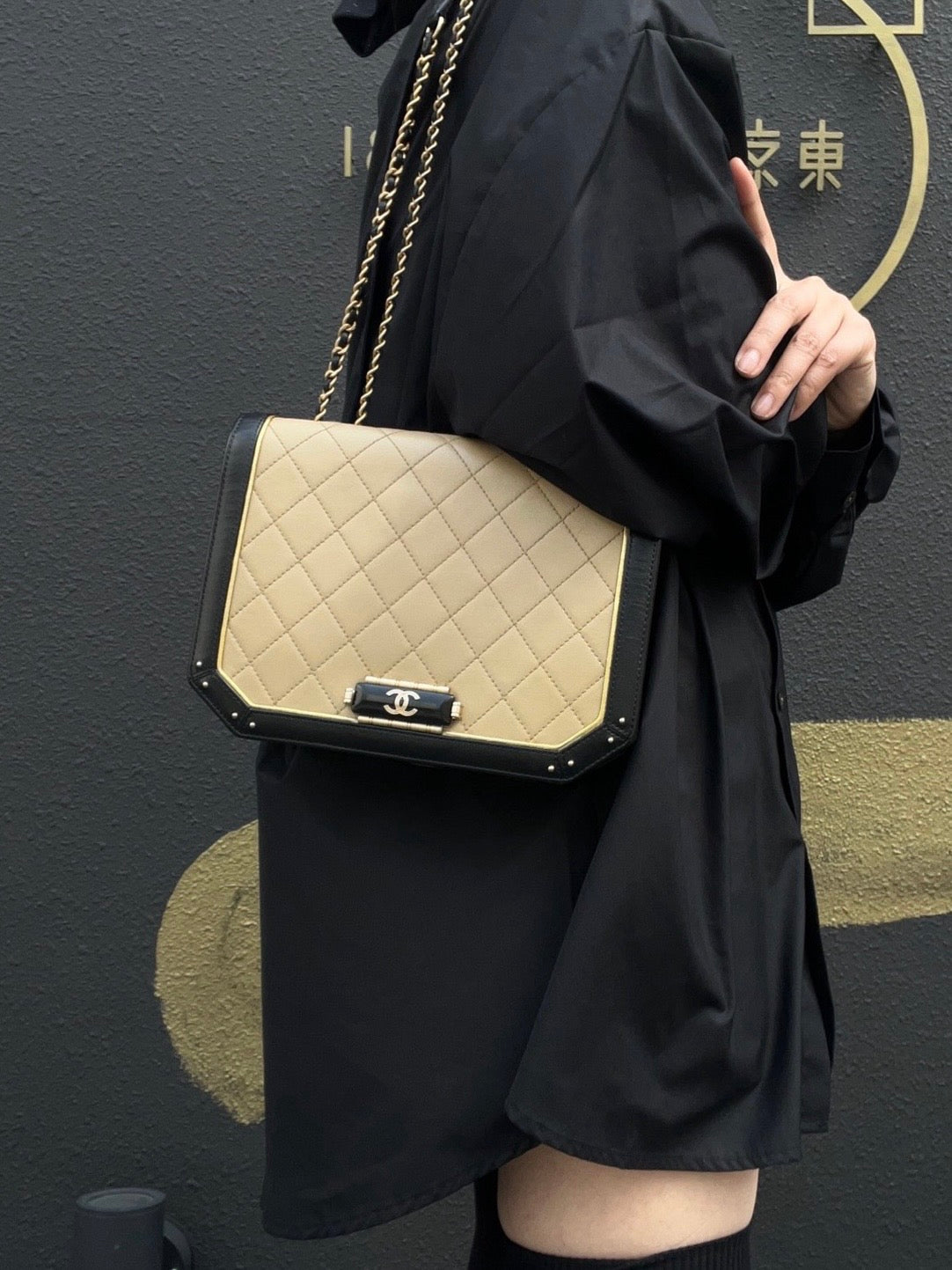 Chanel Matelasse Lambskin Beige/Black Crossbody Bag