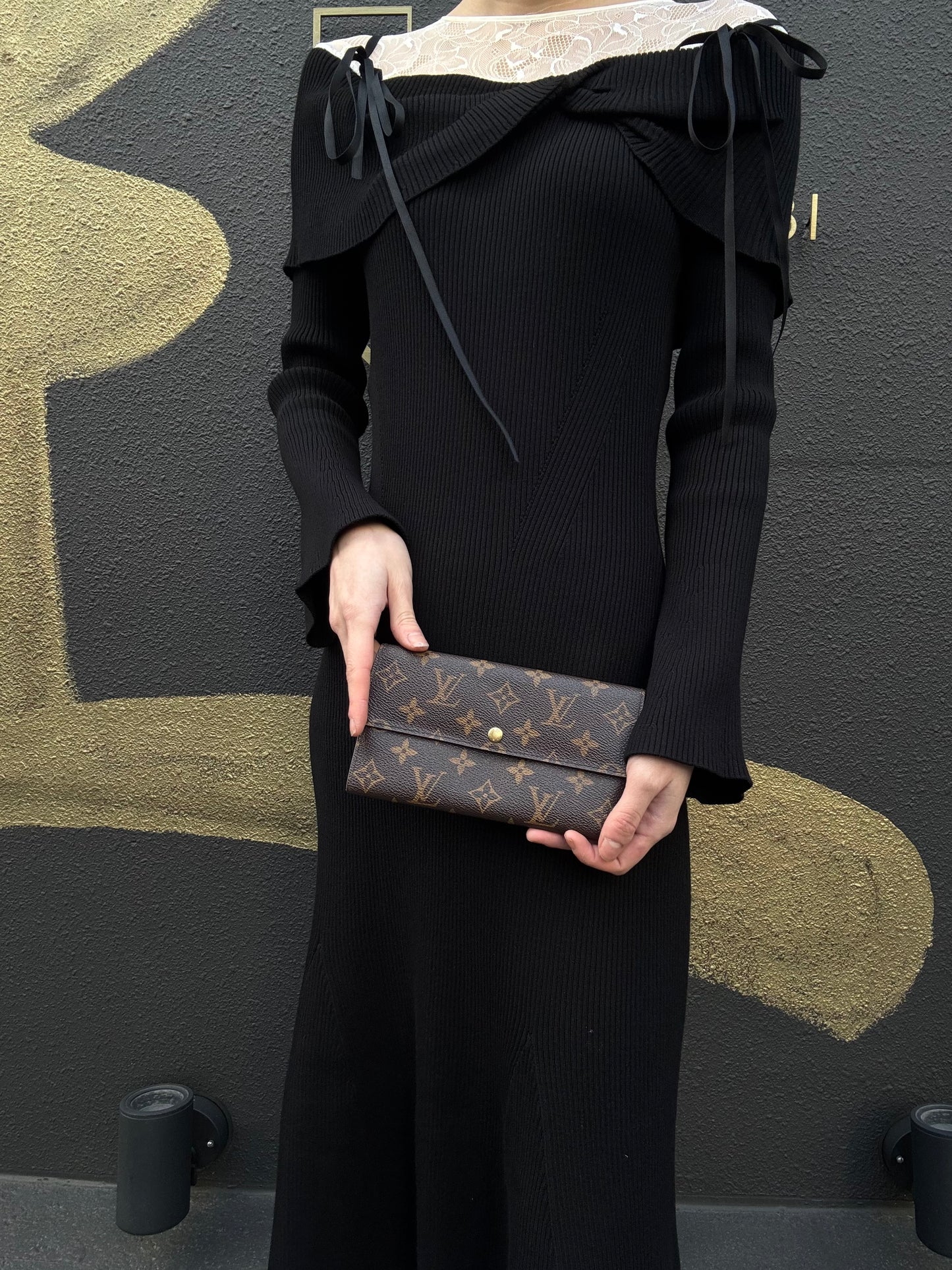 LOUIS VUITTON Monogram Pochette Porte Monnaie Credit Wallet
