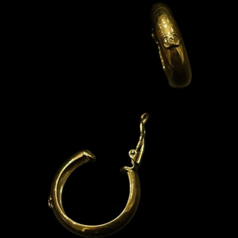 CHANEL Coco Mark hoop earrings, with comments, 93P, with box, gold hardware, alloy, double C logo clip-on earrings