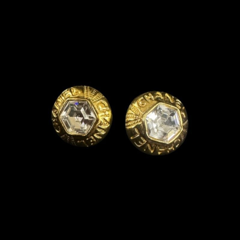 CHANEL earrings, gold, alloy, clip-on