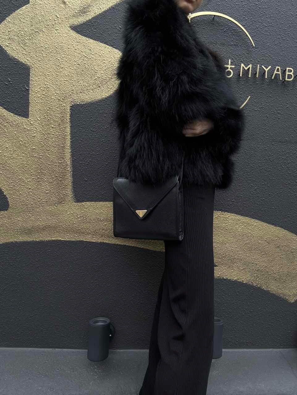 YSL Shoulder Bag Leather Black Gold Hardware YSL Black Calfskin Crossbody Bag
