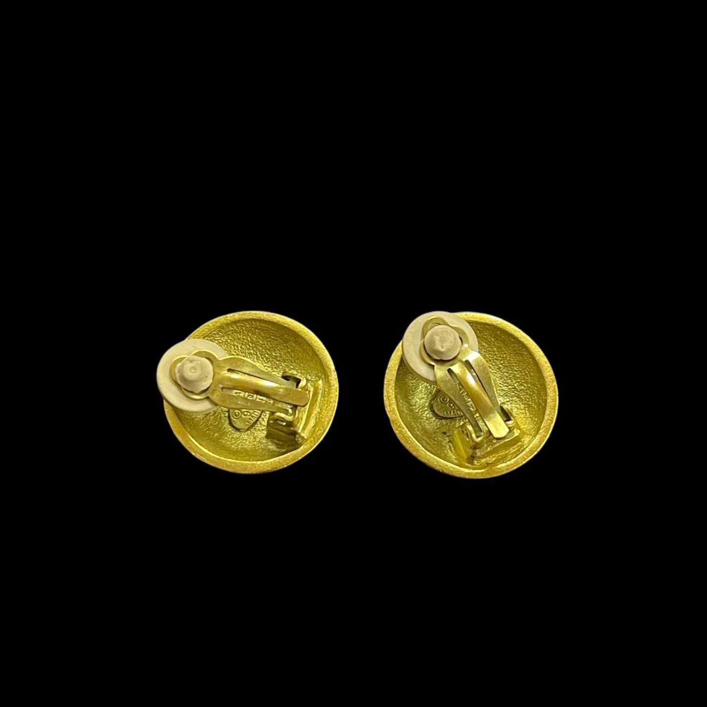 CHANEL Coco Mark Earrings, Gold Hardware, Gold Tone, Alloy, Clip-On