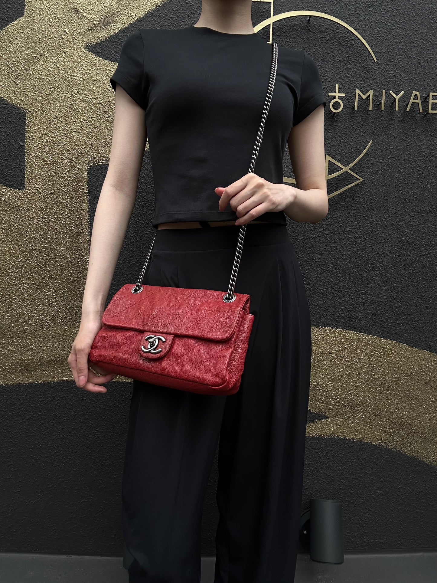 CHANEL Classic Flap CF Caviar Leather Shoulder Bag Red Dark Silver-Tone Hardware With Guarantee Card