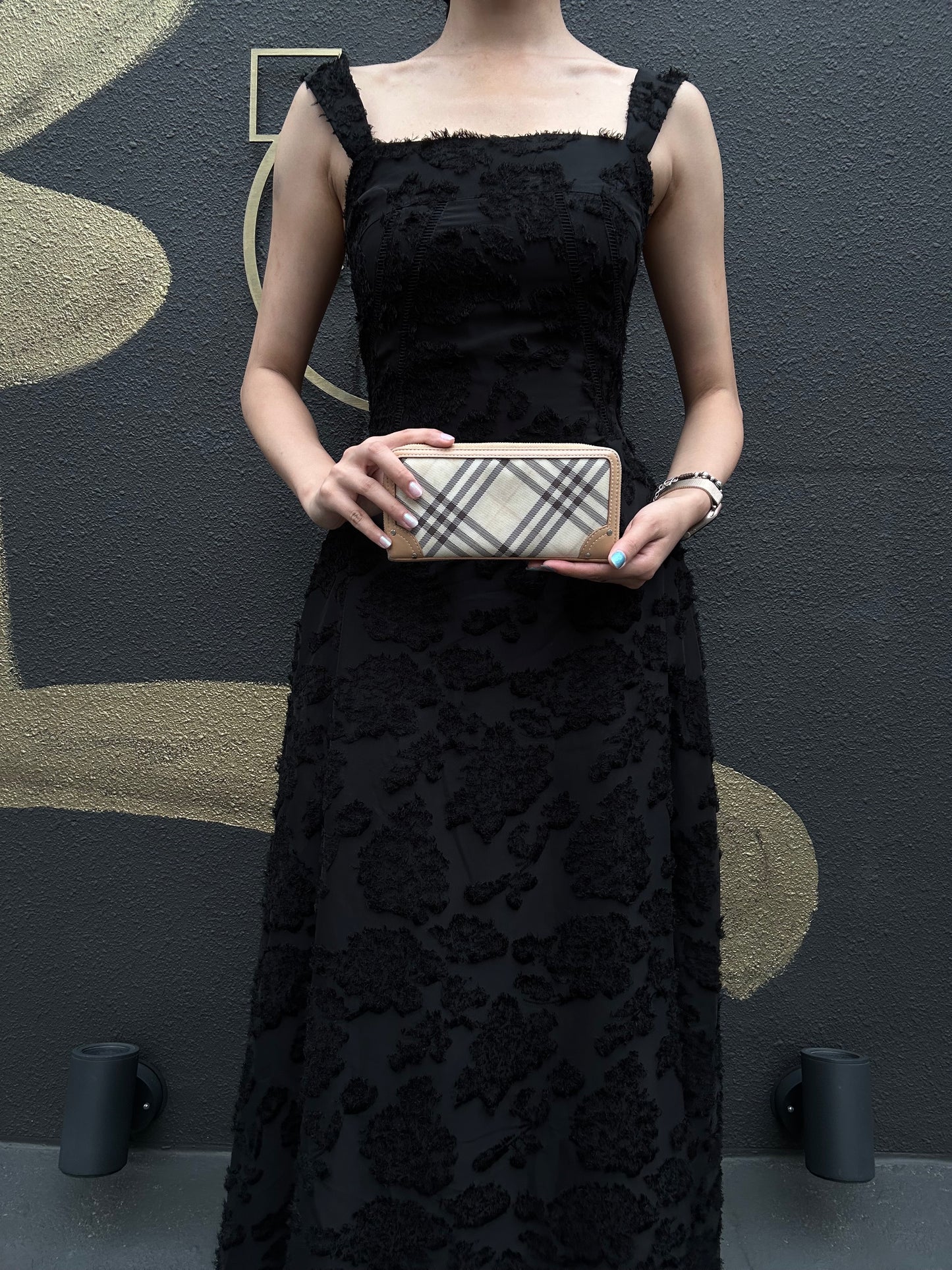 BURBERRY CHECK PATTERN ZIP AROUND LONG WALLET CANVAS LEATHER BEIGE BROWN SILVER HEART CHARM HARDWARE