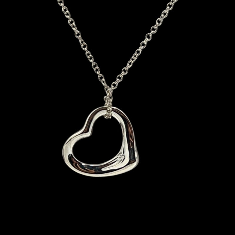 TIFFANY & Co. Open Heart Medium Pendant Necklace in Sterling Silver 925