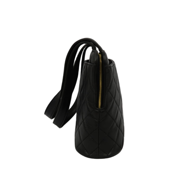CHANEL Matelasse Lambskin Black Gold-Tone Hardware Shoulder Bag