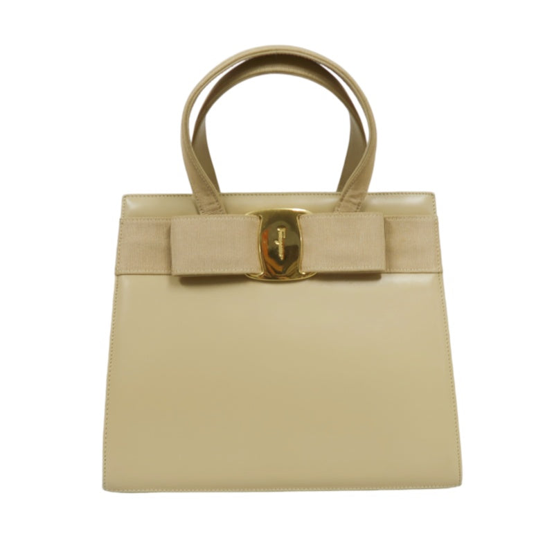 Ferragamo ribbon handbag, beige, silver hardware, with dust bag, milk tea color PVC, bow tote bag