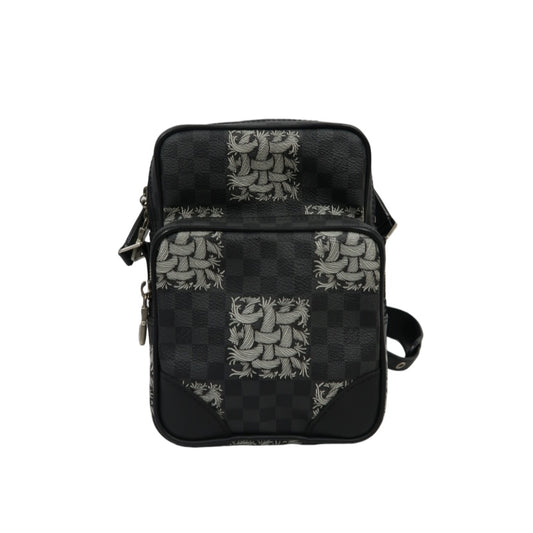 LOUIS VUITTON Amazon Christopher Nemeth Collaboration Damier Graphite Shoulder Bag, Black PVC Double-layer Crossbody Camera Bag