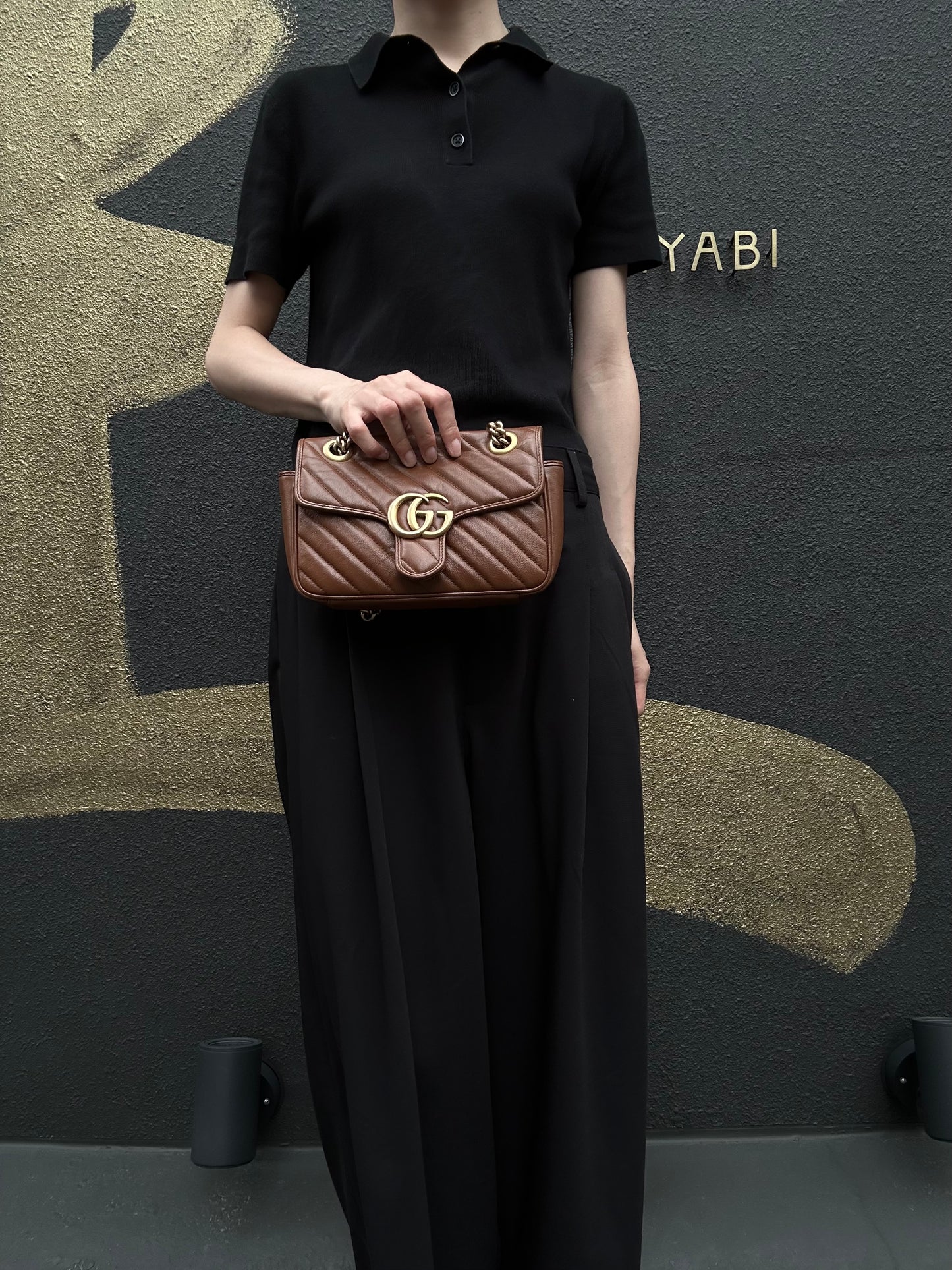 GUCCI GG Marmont Leather Shoulder Bag Brown Gold-Tone Hardware