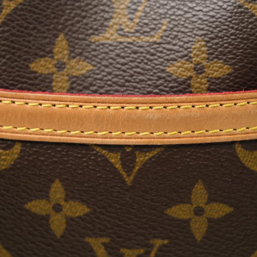 Louis Vuitton Coussin GM Monogram Shoulder Bag (Horn-Shaped, Top-Handle Style)
