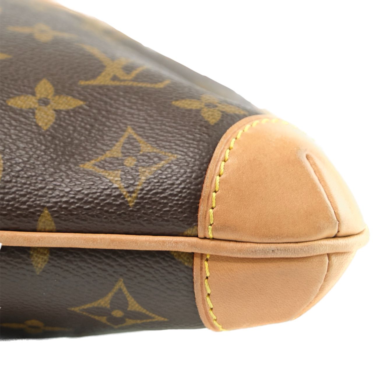 Louis Vuitton Coussin GM Monogram Shoulder Bag (Horn-Shaped, Top-Handle Style)