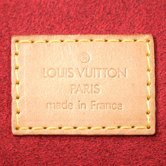 Louis Vuitton Coussin GM Monogram Shoulder Bag (Horn-Shaped, Top-Handle Style)