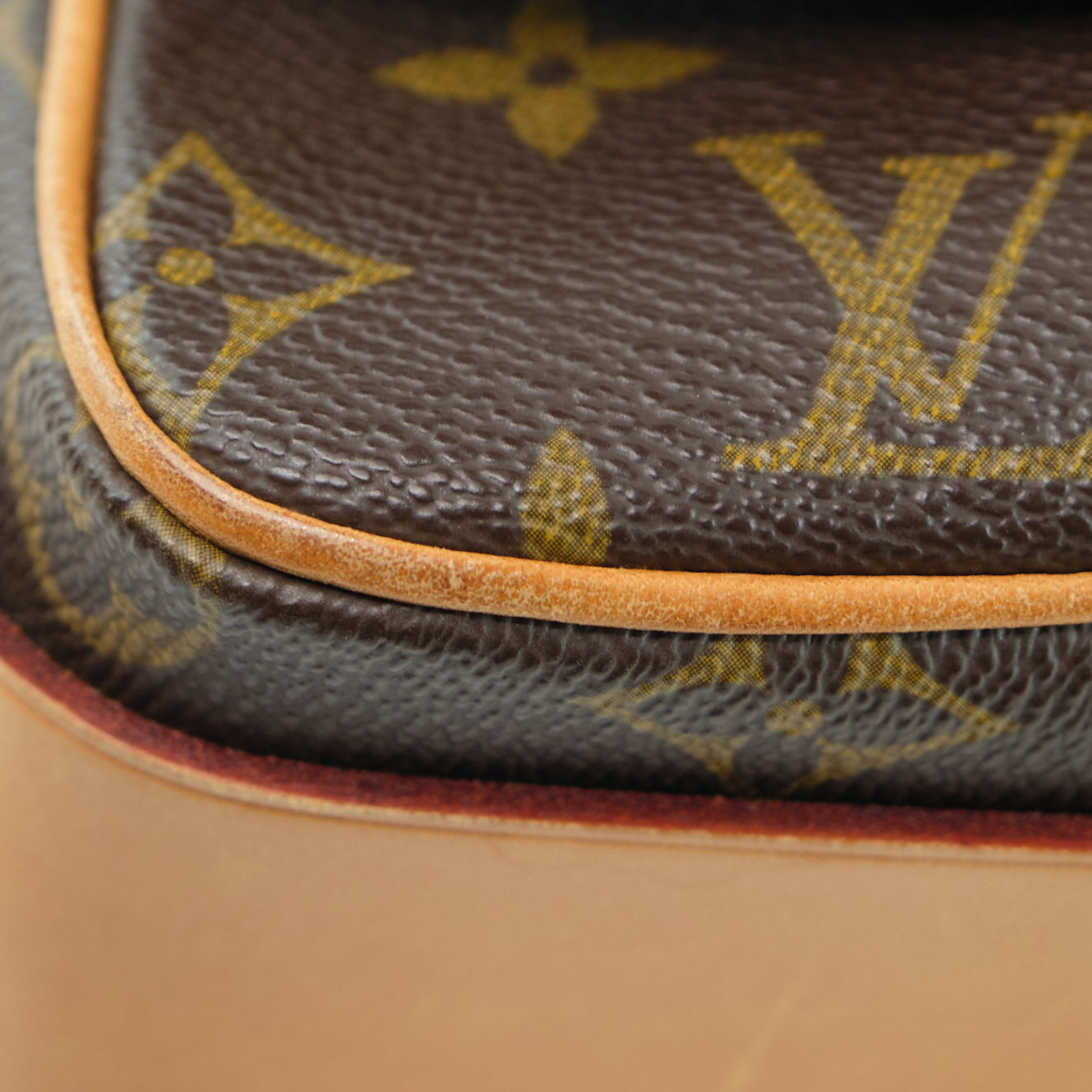 LOUIS VUITTON Cartesiere Monogram Shoulder Bag, Brown. LV Monogram Canvas Saddle Bag, Crossbody Bag. Comes with dust bag.
