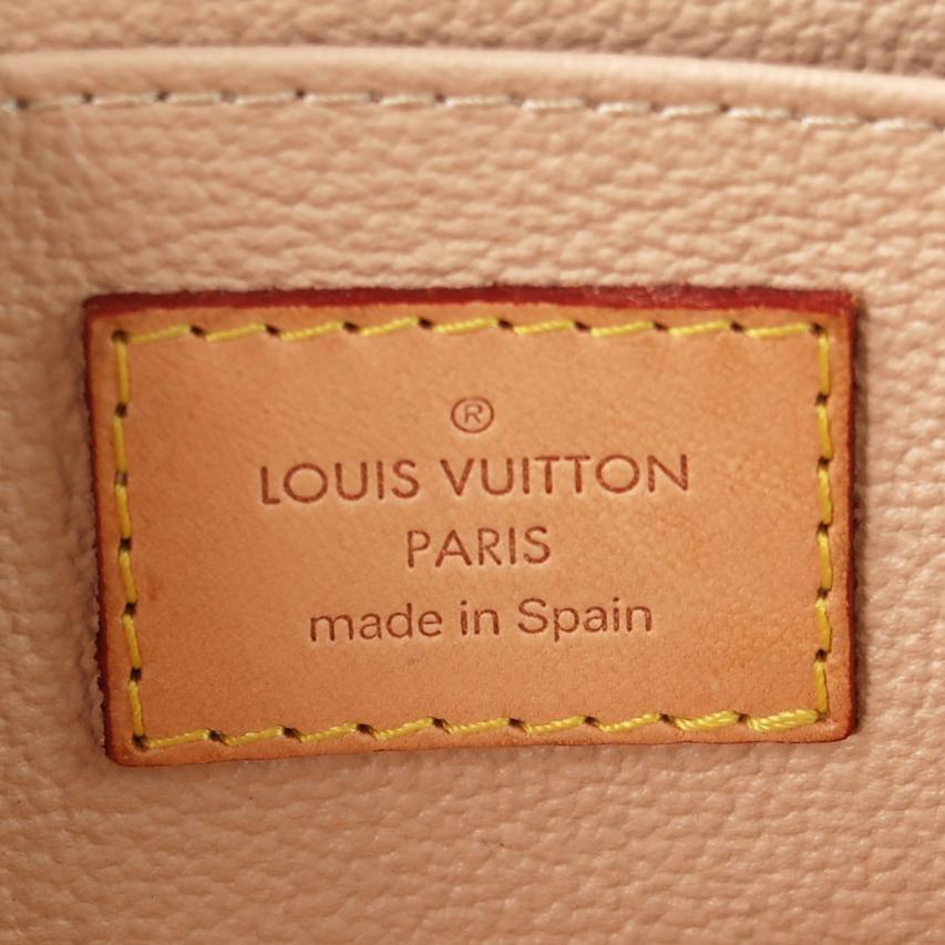 LV Vuitton Monogram Pochette Cosmetique, Pouch (Clutch Style)