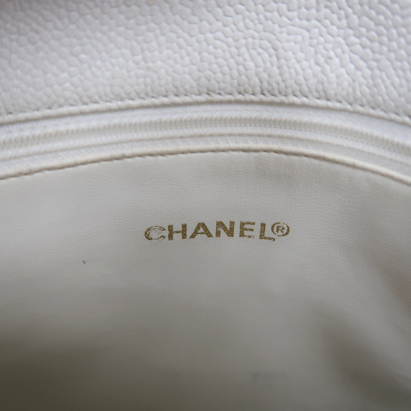 CHANEL Chain Shoulder Bag, White Caviar Leather, Gold Hardware, with Guarantee Card