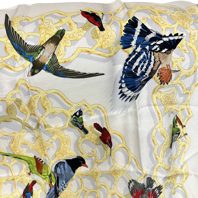 HERMES Carre 90 Silk Scarf, White Tone, with Tag, Oiseaux de l'Inde et de l'Himalaya