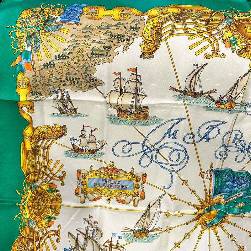 HERMES Carre 90 Silk Scarf Green With Tag Stain