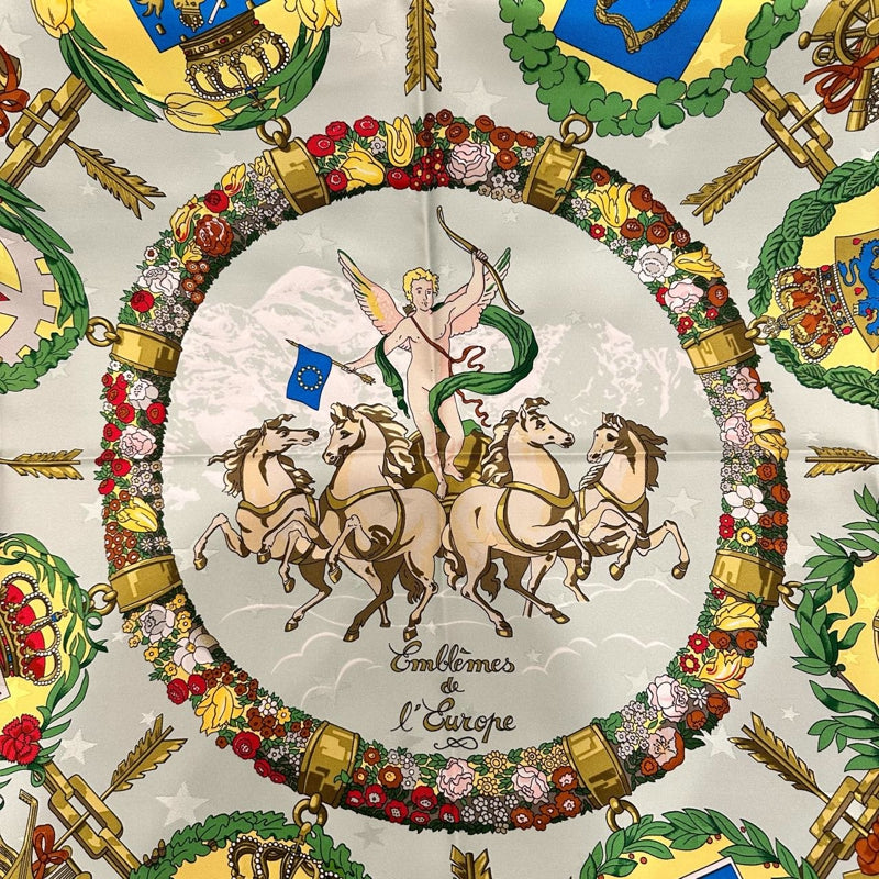 HERMES Carre 90 Silk Scarf Green With Box