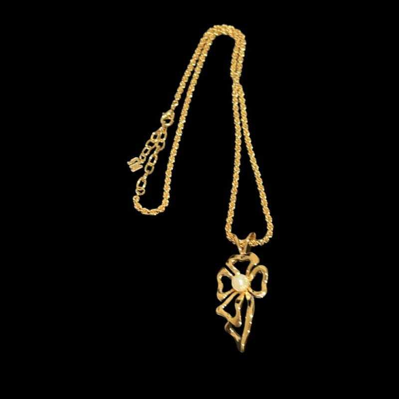 NINA RICCI Gold-Tone Pearl Necklace