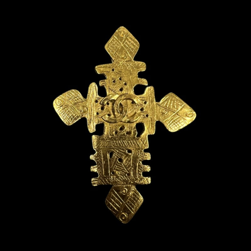 CHANEL Coco Mark Brooch Gold Alloy With Box
