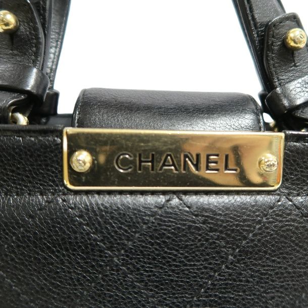 CHANEL Black Calfskin Quilted 2WAY Shoulder Crossbody Handbag with Gold Hardware & Medallion