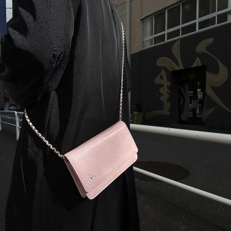 CHANEL Chain Wallet on Chain (WOC), Lambskin, Camellia Motif, Pink, Silver Hardware, Serial Number Starting with "15", Includes Dust Ba