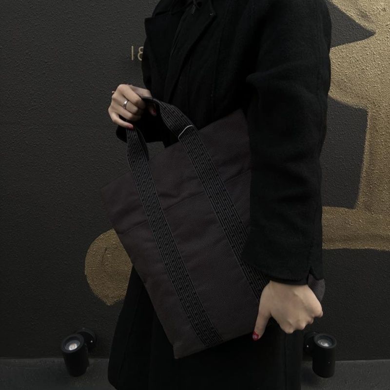 HERMES Cabas Roulis Handbag in Grey Canvas