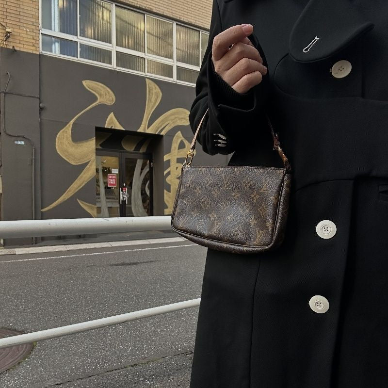 Louis Vuitton (LV) Monogram Pochette Accessories Pouch
