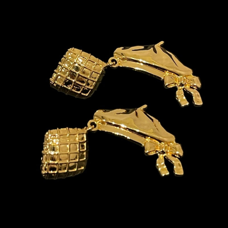CHANEL gold tone hat shaped clip-on earrings
