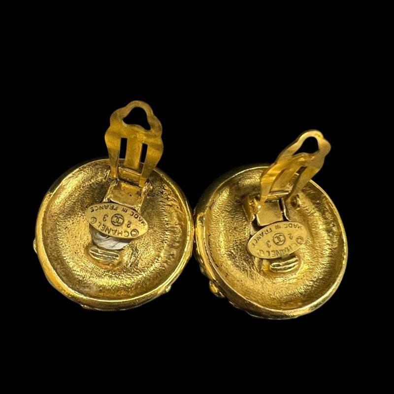 CHANEL gold plated pearl clip-on earrings with box