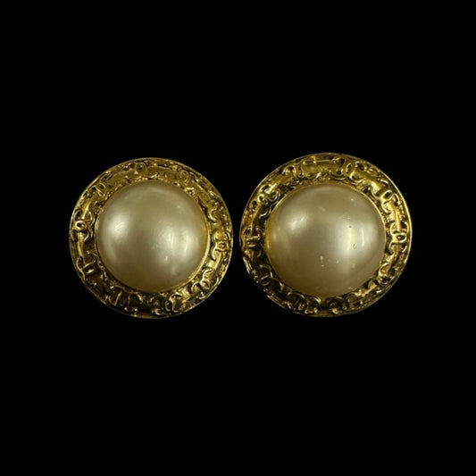 CHANEL Gold-Plated Faux Pearl Alloy Clip-On Earrings