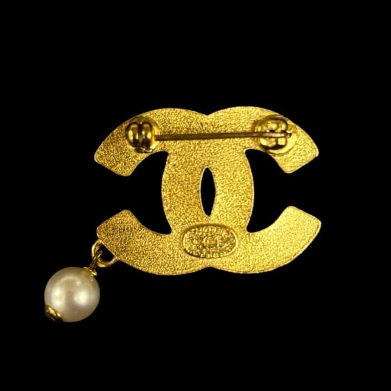 CHANEL Brooch Gold Plated Pearl Pink Stone Alloy