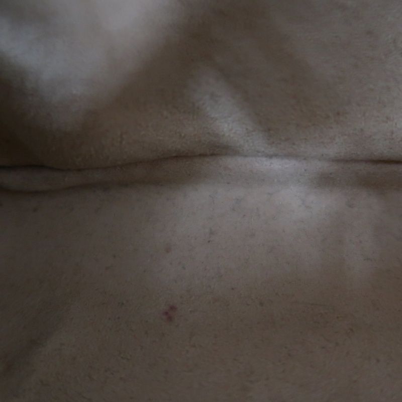 Gucci GG Marmont Quilted Super Mini Shoulder Bag, Off-White Lambskin with Gold-Tone Hardware, Crossbody &amp; Single Shoulder Carry