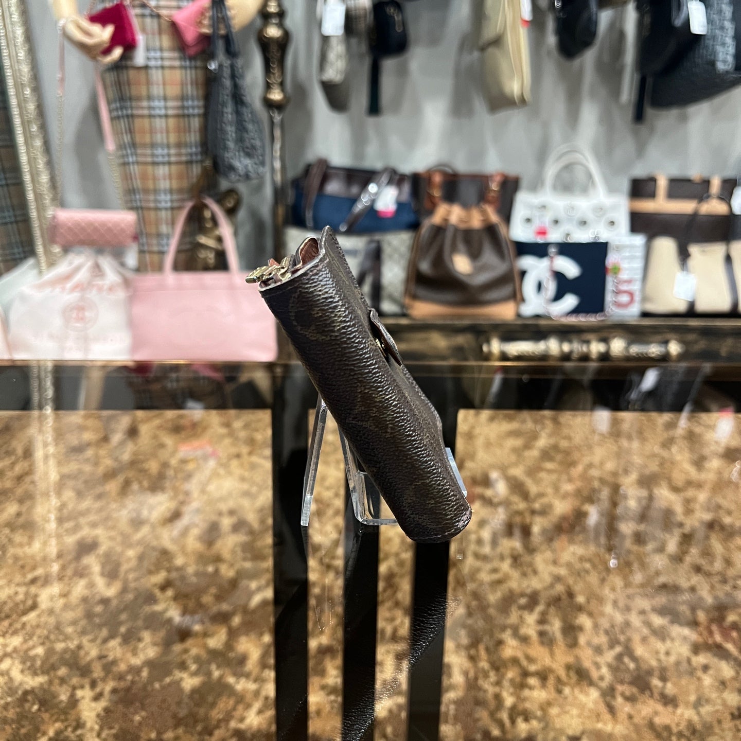 LOUIS VUITTON (LV) Monogram Brown Wallet
