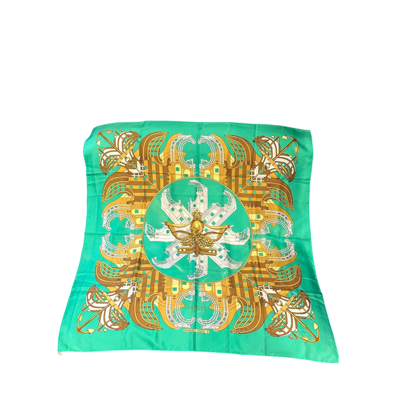 HERMES Stole, Green, with Original Tag