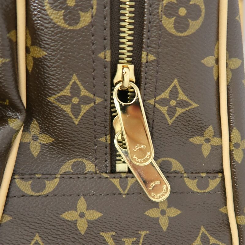 LOUIS VUITTONManhattan GM Monogram Canvas Handbag