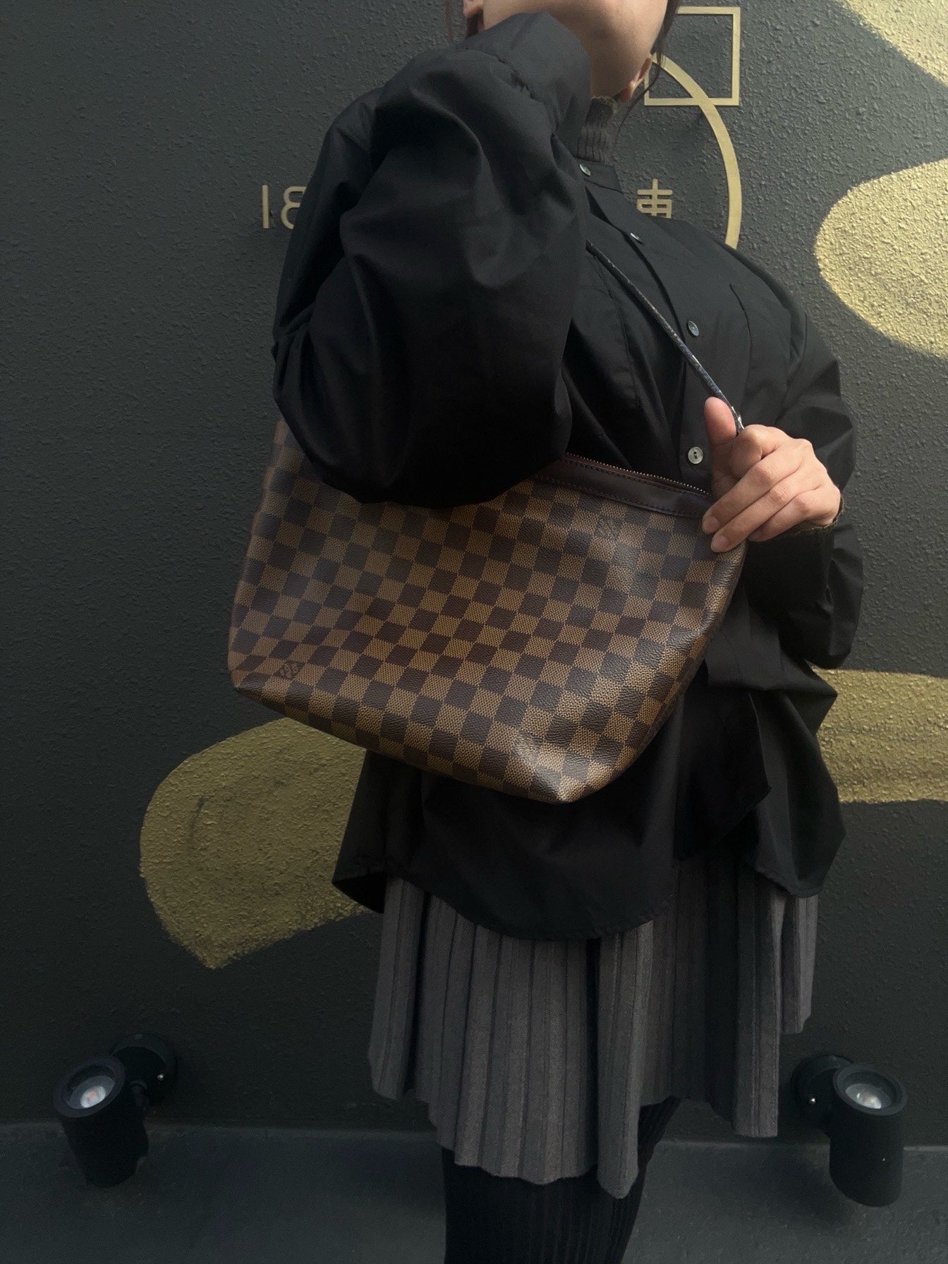 LOUIS VUITTON Irovo MM Damier Ebene Handbag
