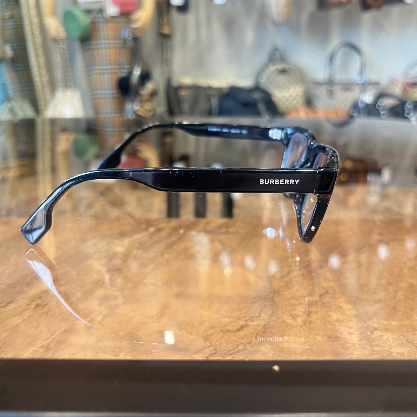 BURBERRY Black Sunglasses With Resin Fram