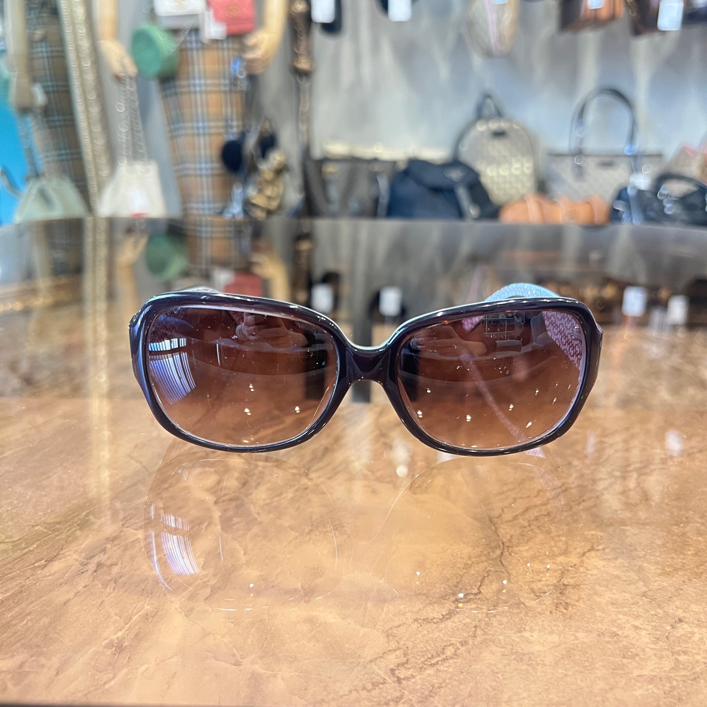 Coach Brown Resin Frame Sunglasses With Case